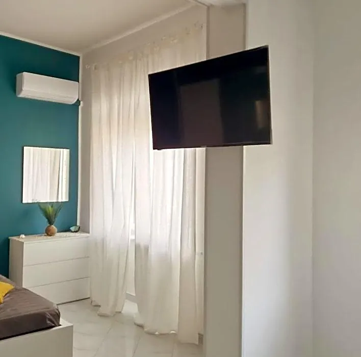 A Due Passi dal Mare B&B-1